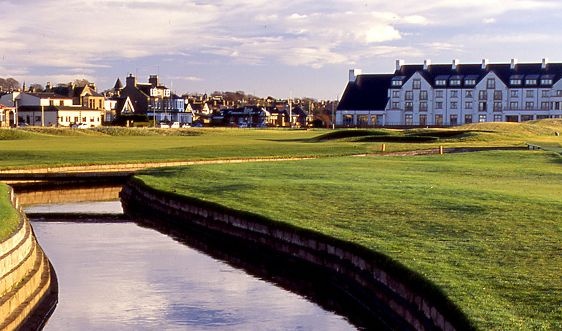 Golf breaks at Carnoustie Golf Hotel, Scotland. GRD Rating: 8.8