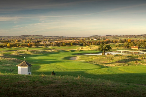 Golf breaks at The Oxfordshire, England. GRD Rating: 8.7
